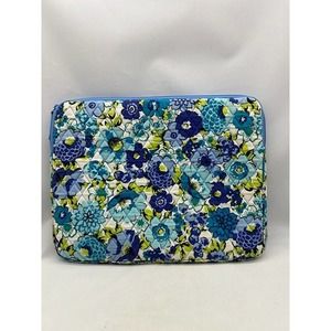 Vera Bradley Quilted Padded Tablet Sleeve in Blueberry Blooms Print